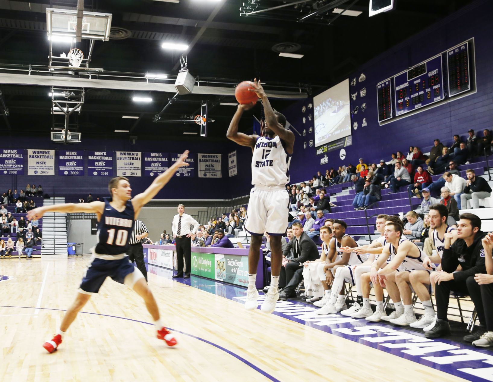 WSU MBB vs Viterbo 6